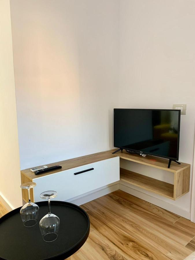 Digital Nomad Central Ap Tiranë Ngoại thất bức ảnh